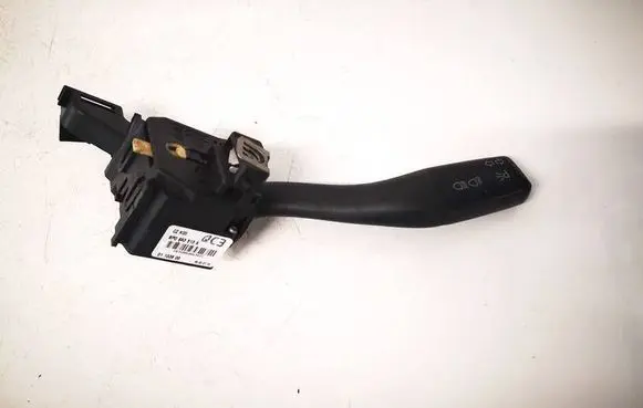 Audi A3 S3 8P Indicator stalk 8P0953513A