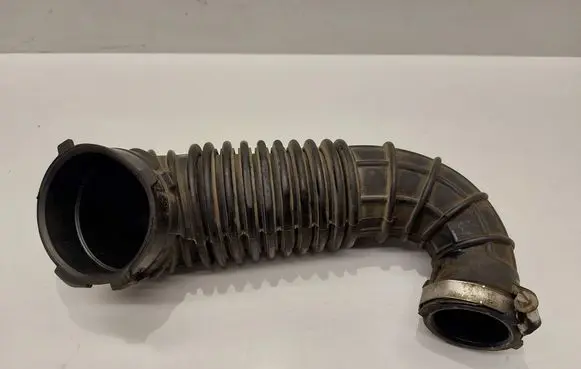 Audi A4 S4 B8 8K Air intake hose/pipe 03G129629