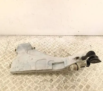 BMW X5 E70 Windshield washer fluid reservoir/tank 7161476