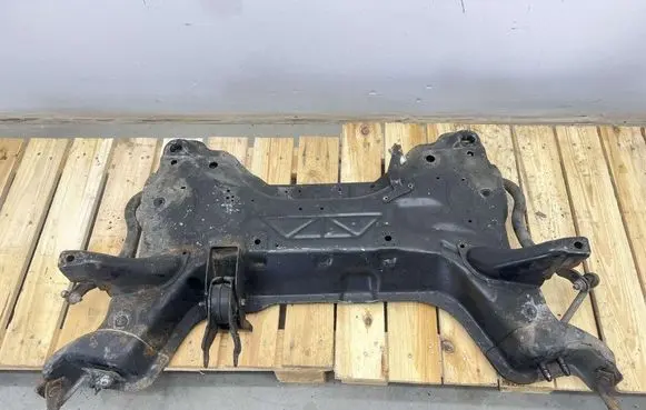 Citroen DS5 Front subframe