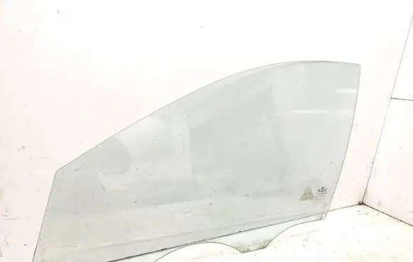 Hyundai Sonata Front door window glass four-door 43R000383 AS2 M42