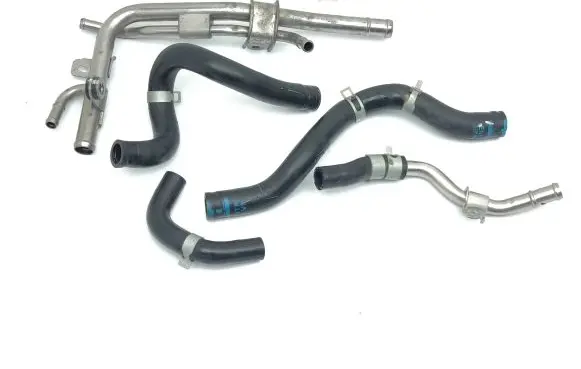 Coolant pipe/hose