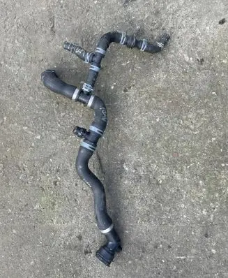 Audi A4 S4 B9 8W Engine coolant pipe/hose 8W0122055CA