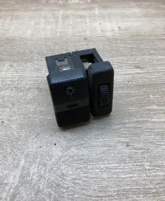 Volkswagen PASSAT B4 Light switch 357941531
