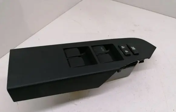 Toyota Auris E180 Electric window control switch DEO025332 20932 0880S43