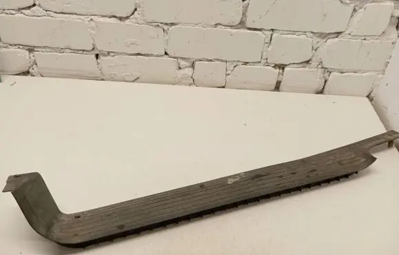 Mercedes-Benz Vito Viano W638 Front sill trim cover A6336841221 M7535