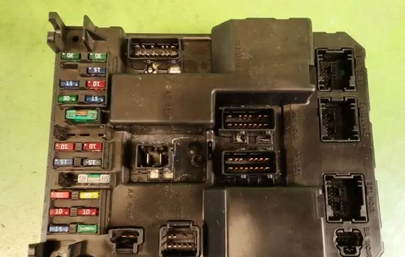 Citroen C5 Fuse module