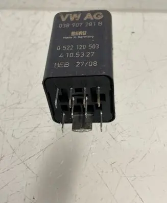 Audi A4 S4 B8 8K Glow plug pre-heat relay 038907281B 4105327 0522120503