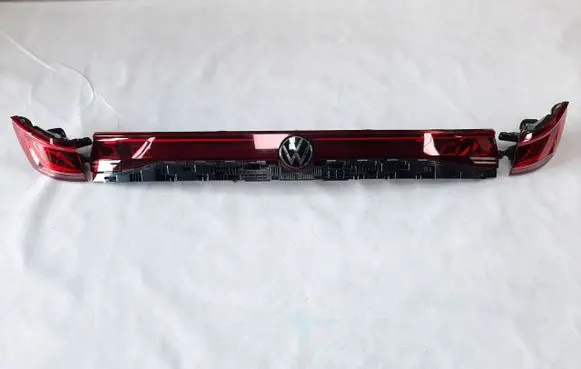 Volkswagen Touareg III Rear/tail lights set 760945207C
