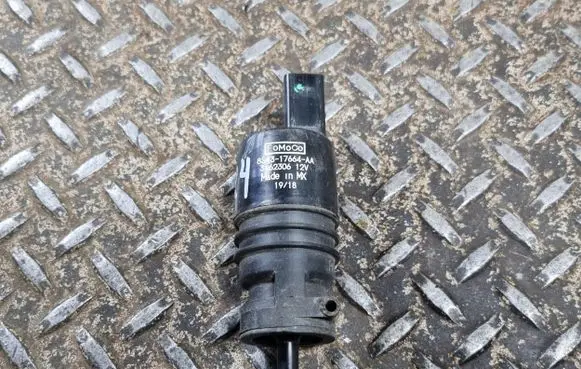 Ford Mustang VI Windscreen/windshield washer pump 8S4317664AA