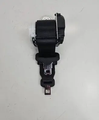 Alfa Romeo Giulia Rear seatbelt 34214636c