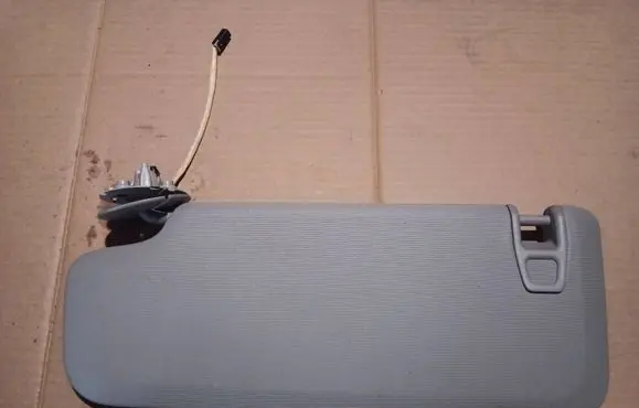 Opel Insignia A Sun visor