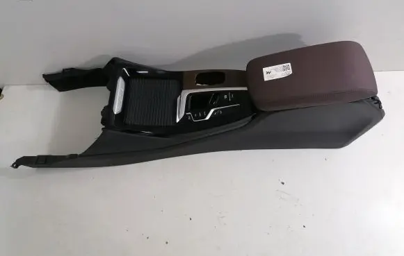 BMW X3 G01 Center console 6841546