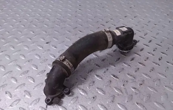 BMW 1 F40 Engine coolant pipe/hose 9896566 11539896566