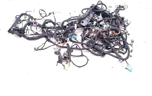 Mercedes-Benz EQA Engine installation wiring loom A2435409005 A1775462300 A1775462500