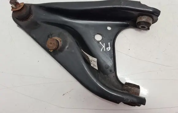 Dacia Sandero Front lower control arm/wishbone 545017081R 402002411R