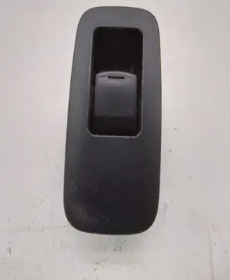 Nissan Qashqai Electric window control switch