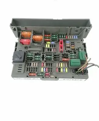 BMW 1 E81 E87 Fuse module 9119446