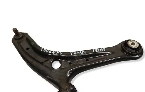 Ford Turneo Courier Front lower control arm/wishbone 5218R