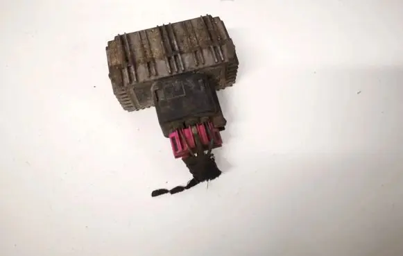Opel Signum Glow plug pre-heat relay 55354141 51299018A