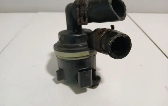 Volkswagen PASSAT B7 Electric auxiliary coolant/water pump 5N0965561A