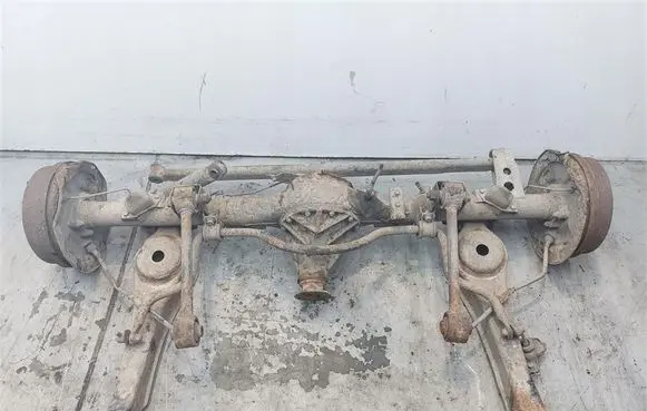 Mitsubishi Space Gear Rear differential