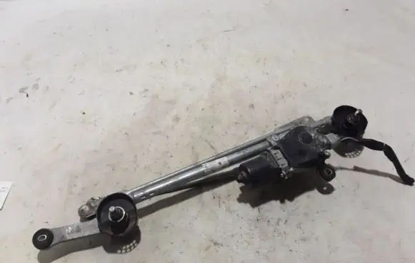 Renault Alaskan Front wiper linkage 288004KH0A