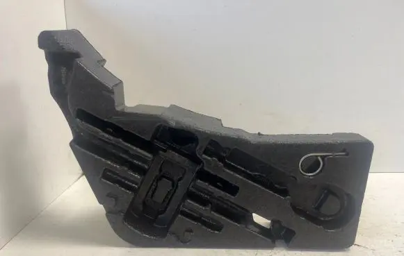 Audi Q7 4L Tool box 4L0012113