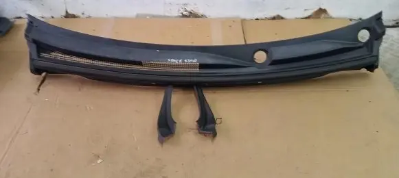 Mitsubishi Space Star Wiper trim 7405A501