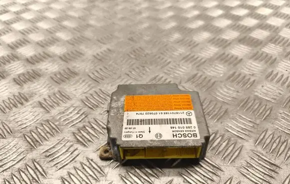 Mercedes-Benz E W211 Airbag control unit/module 0285010146 2118701185