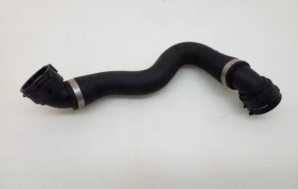 Mercedes-Benz C W205 Engine coolant pipe/hose A2055017484