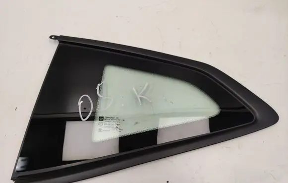 Chevrolet Camaro Rear side window 84145007