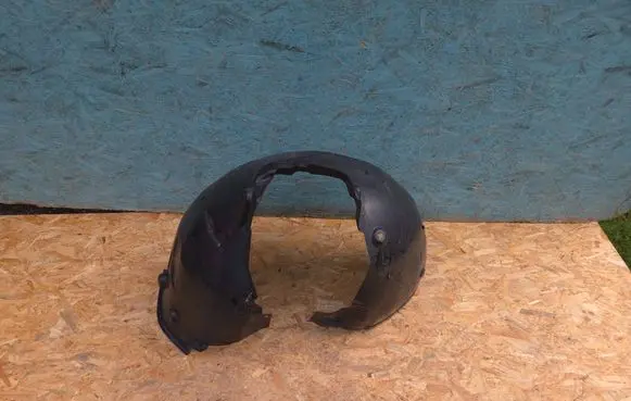 Audi A4 S4 B9 8W Front wheel arch liner splash guards 8W0821171