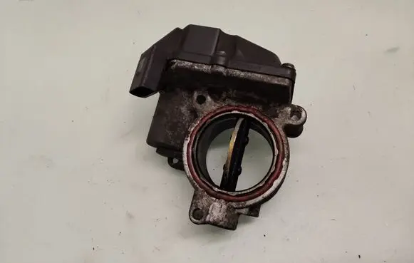 Audi A8 S8 D3 4E Throttle valve 057128063D A2C53249891