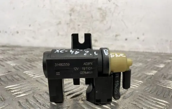 Volvo XC40 Turbo system vacuum part 31480559