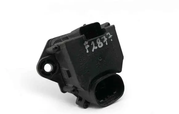 Peugeot 308 Coolant fan relay 9658508980