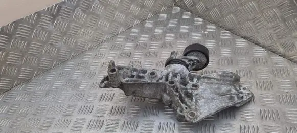 Renault Kadjar Generator/alternator bracket 8200669494