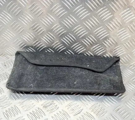 KIA Carens I Other body part
