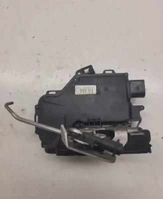 Audi A4 S4 B6 8E 8H Rear door lock 8E0839016C