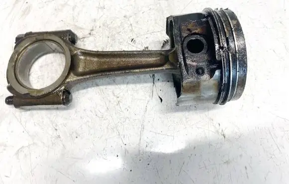 Peugeot 307 Piston with connecting rod 