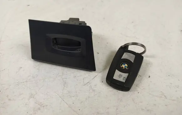 BMW 3 E90 E91 Ignition lock 10862510 6954719 695471913