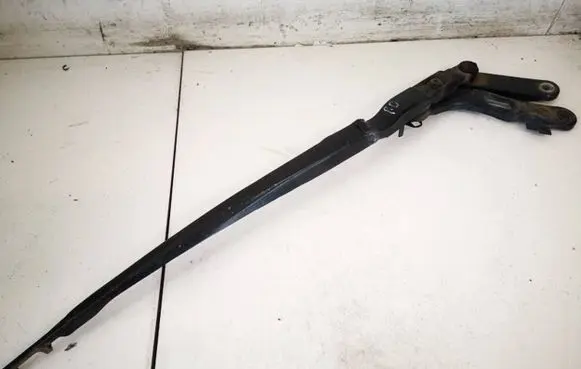 BMW 7 E65 E66 Front wiper blade arm