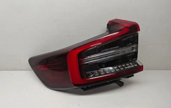Volvo C40 Rear/tail lights 32365666