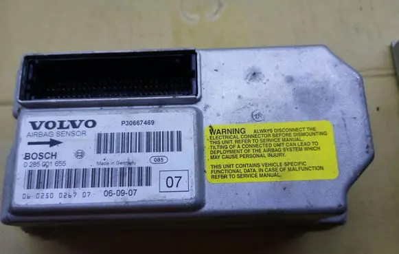 Volvo V70 Airbag control unit/module P30667469