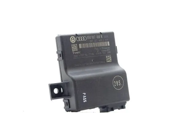 Audi A5 8T 8F Gateway control module 8R0907468N 8R0907468C 2840747607300