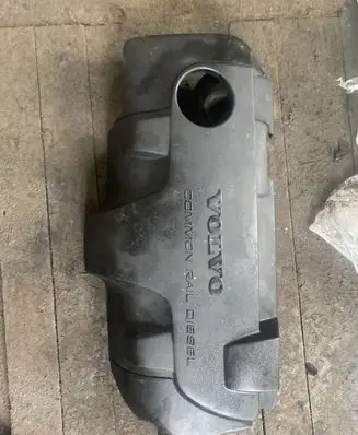 Volvo S60 Engine cover (trim)