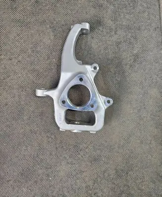 Dodge RAM Front wheel hub 01585