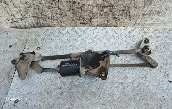 Toyota RAV 4 (XA20) Front wiper linkage and motor 8511042130