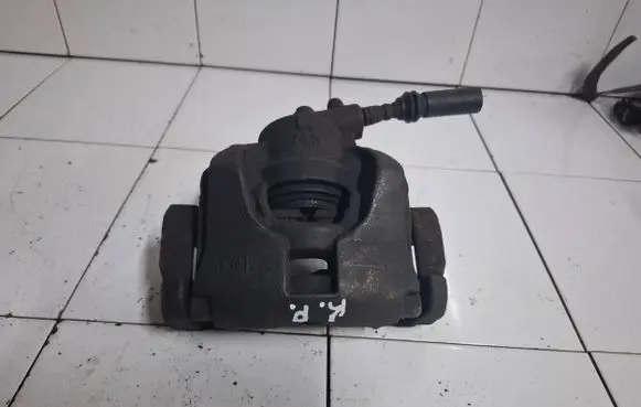 Ford Mondeo MK IV Front brake caliper