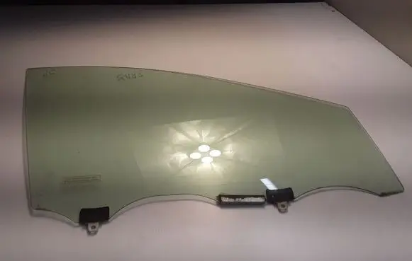 Toyota Prius (XW20) Front door window glass four-door 6810147050